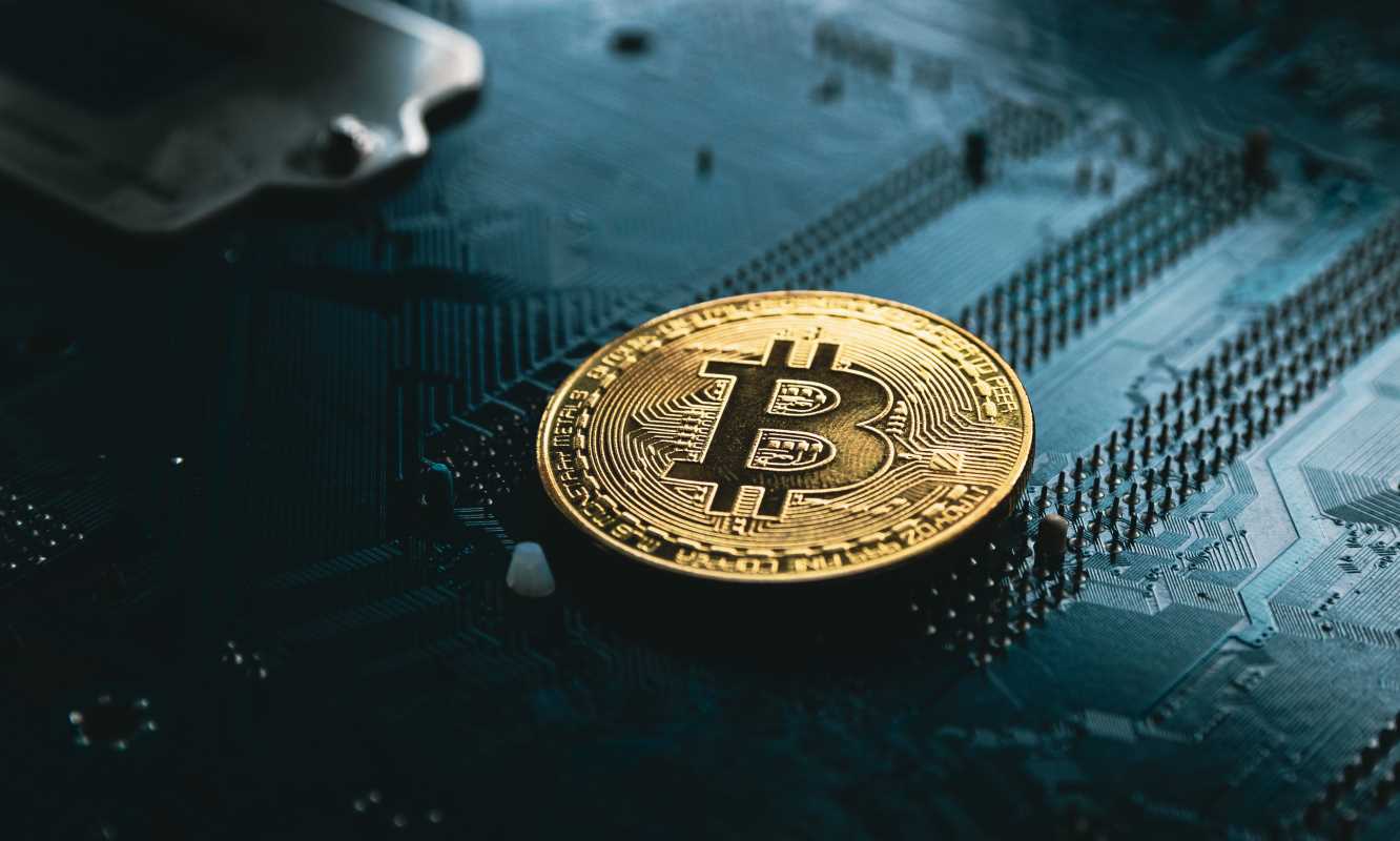 Cryptocurrency Basics for People Who Are Curious but Confused